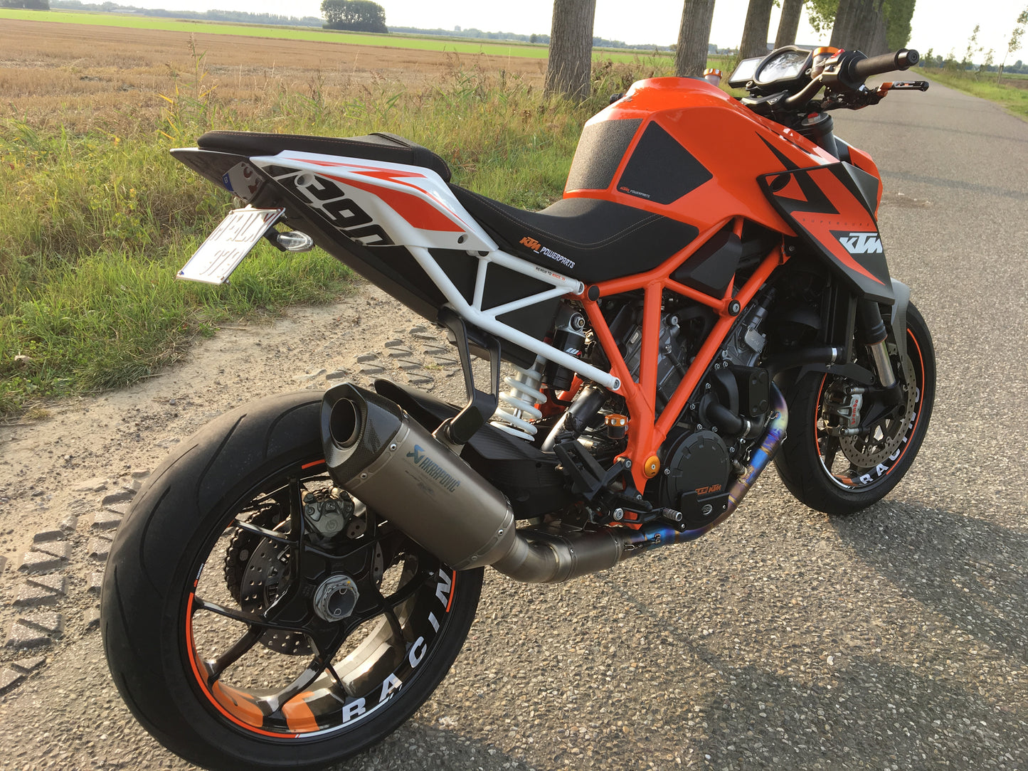 Akrapovic titanium uitlaatlijn