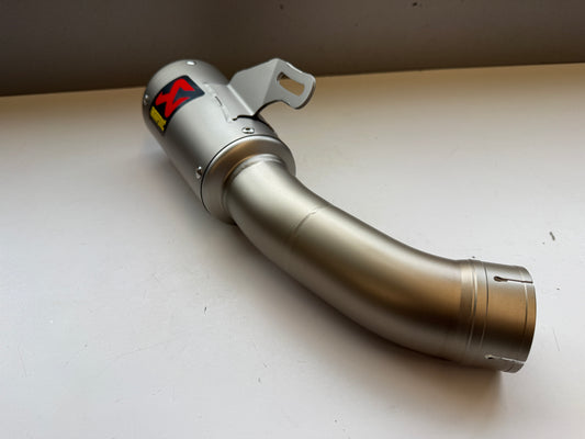 Gebruikte Akrapovic titanium uitlaatdemper evolution line