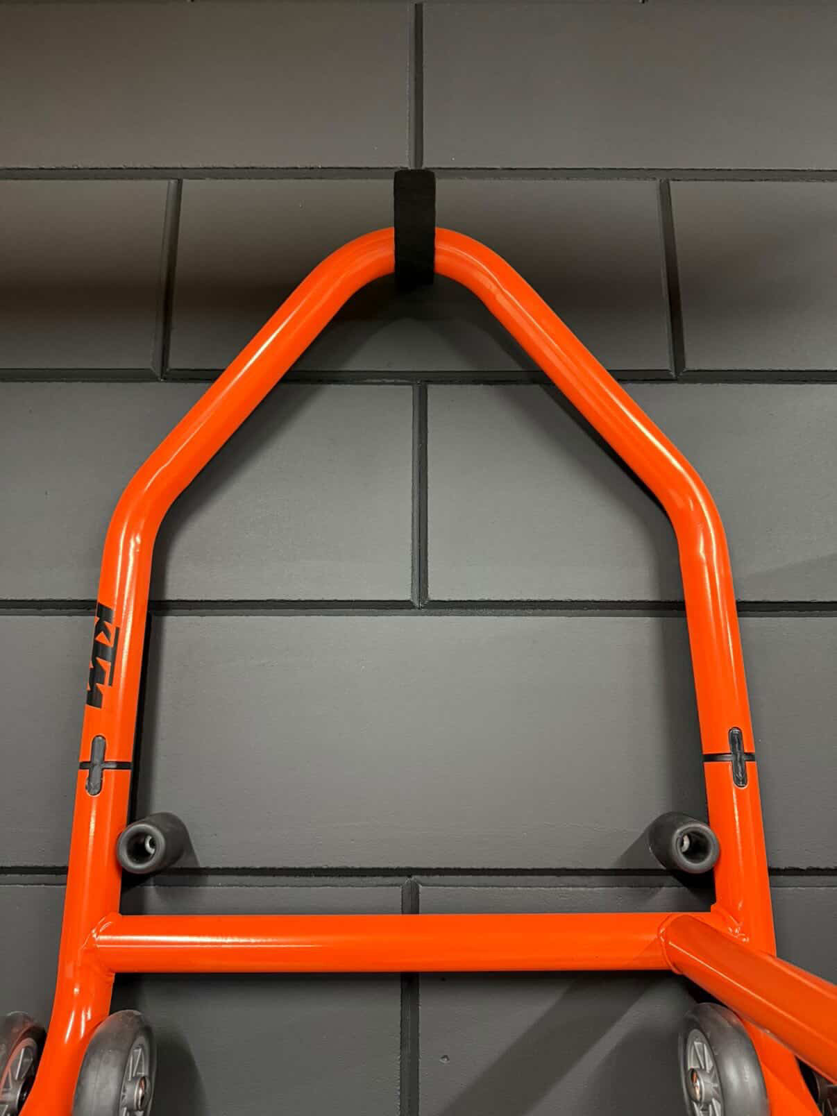 Paddockstand achter