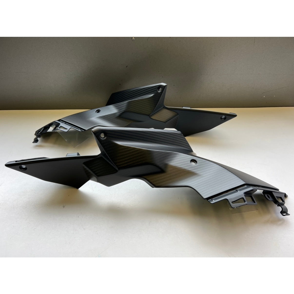 Binnenkap tank carbon