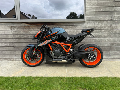 Bellypan carbon