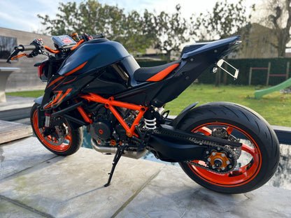 Akrapovic titanium uitlaatlijn