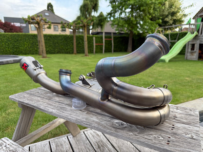 Gebruikte Akrapovic titanium uitlaatlijn