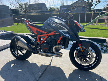 RR undertail carbon