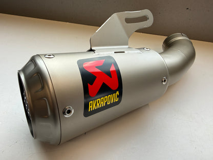 Gebruikte Akrapovic titanium uitlaatdemper evolution line