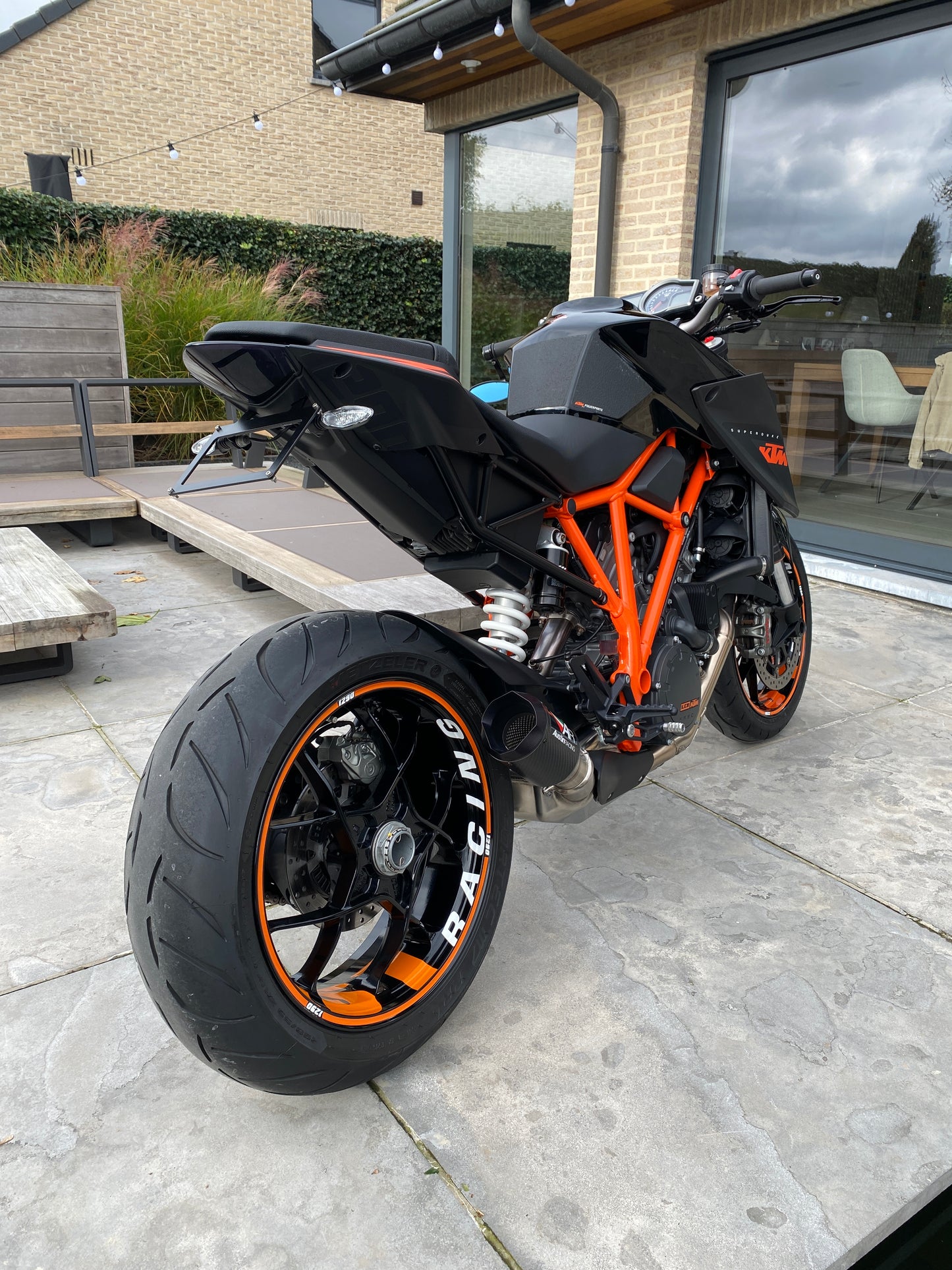 Custom kentekenplaathouder