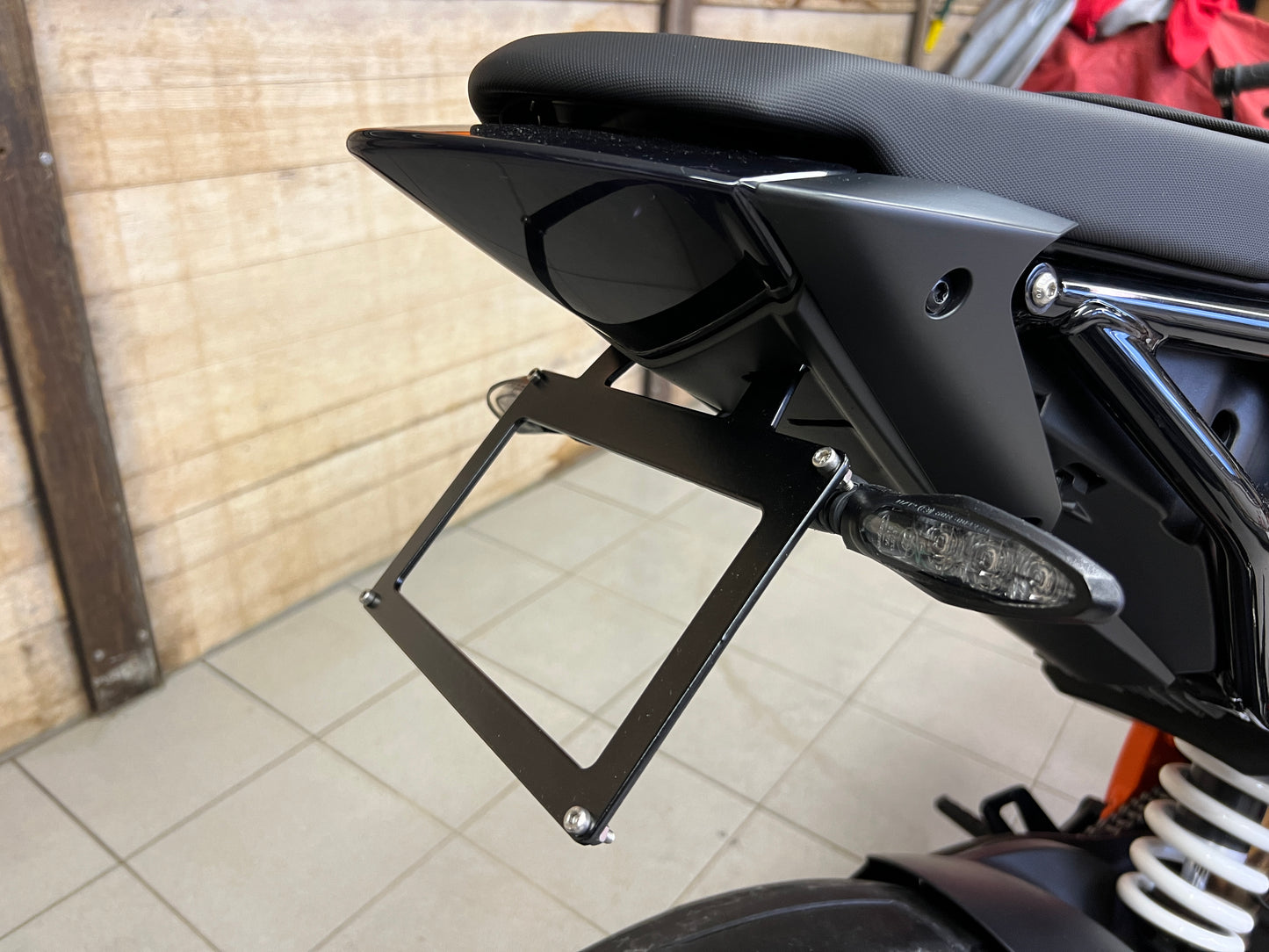 Custom kentekenplaathouder