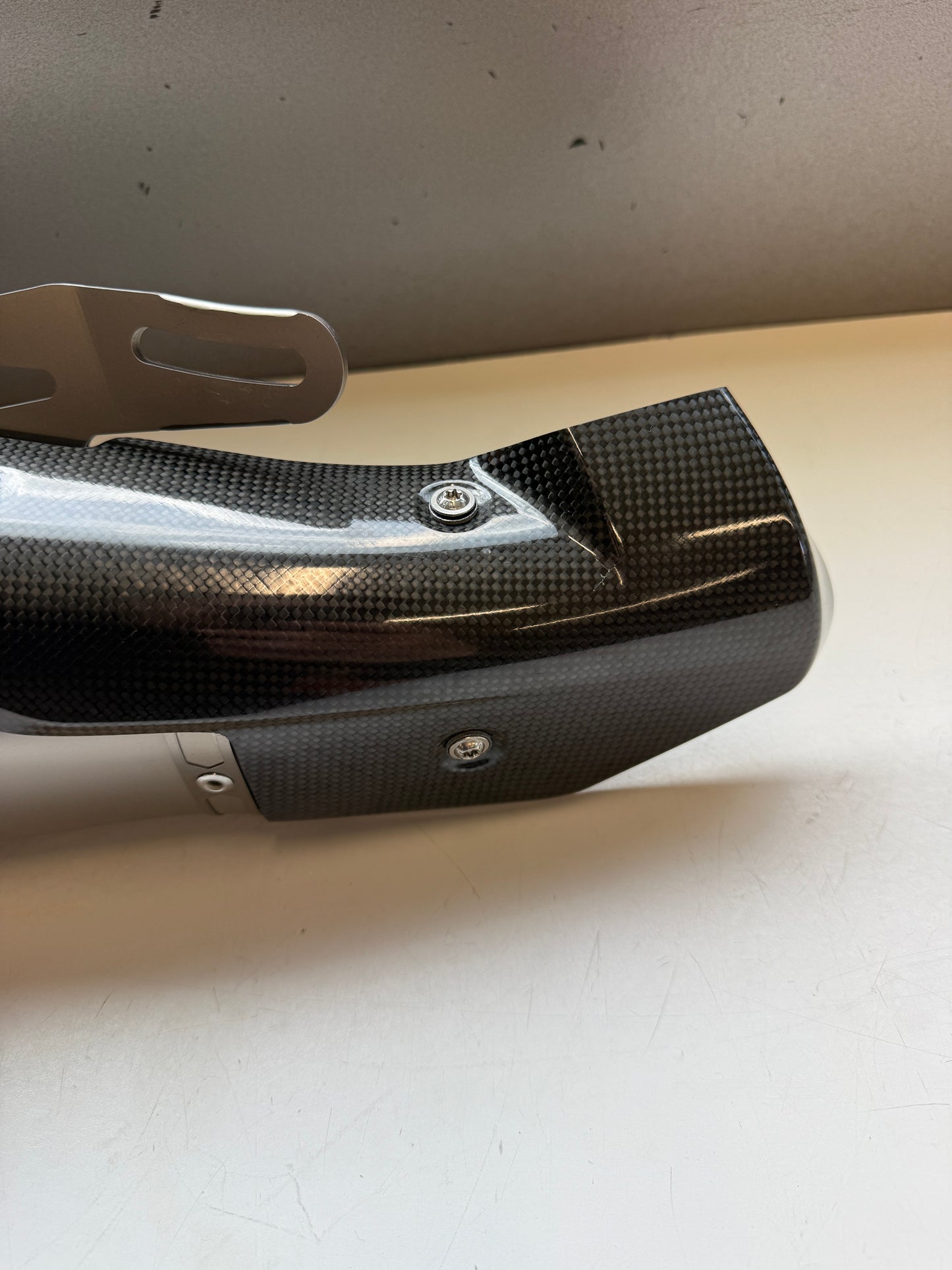 Gebruikte Akrapovic titanium uitlaatdemper