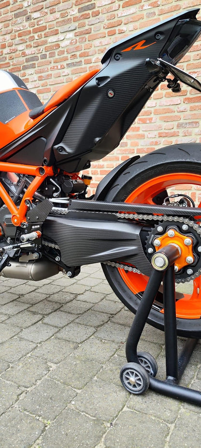 Achterbrug cover carbon