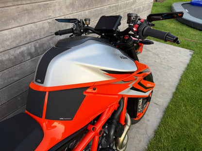 KTM Superduke 1290R