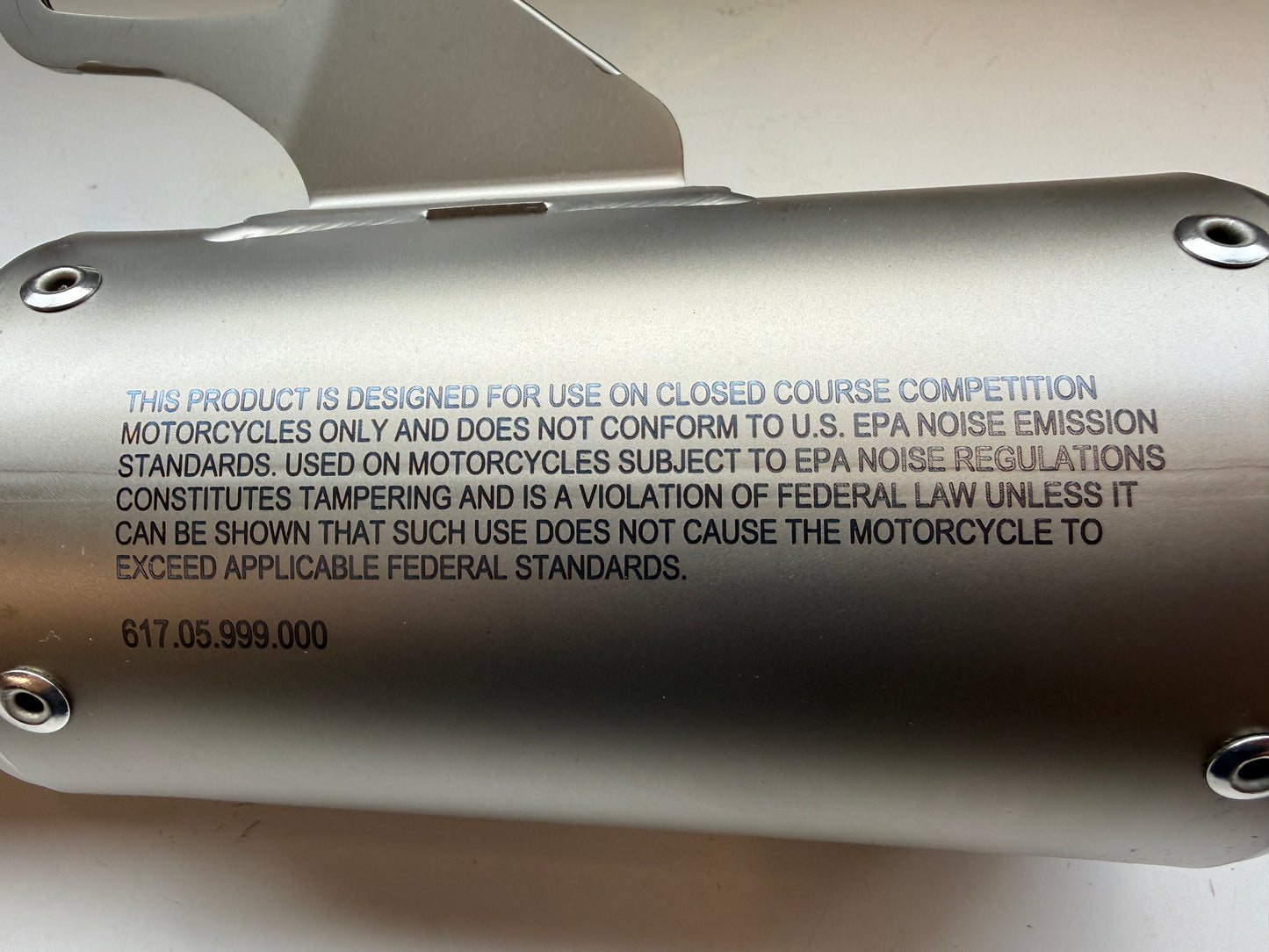 Gebruikte Akrapovic titanium uitlaatdemper evolution line