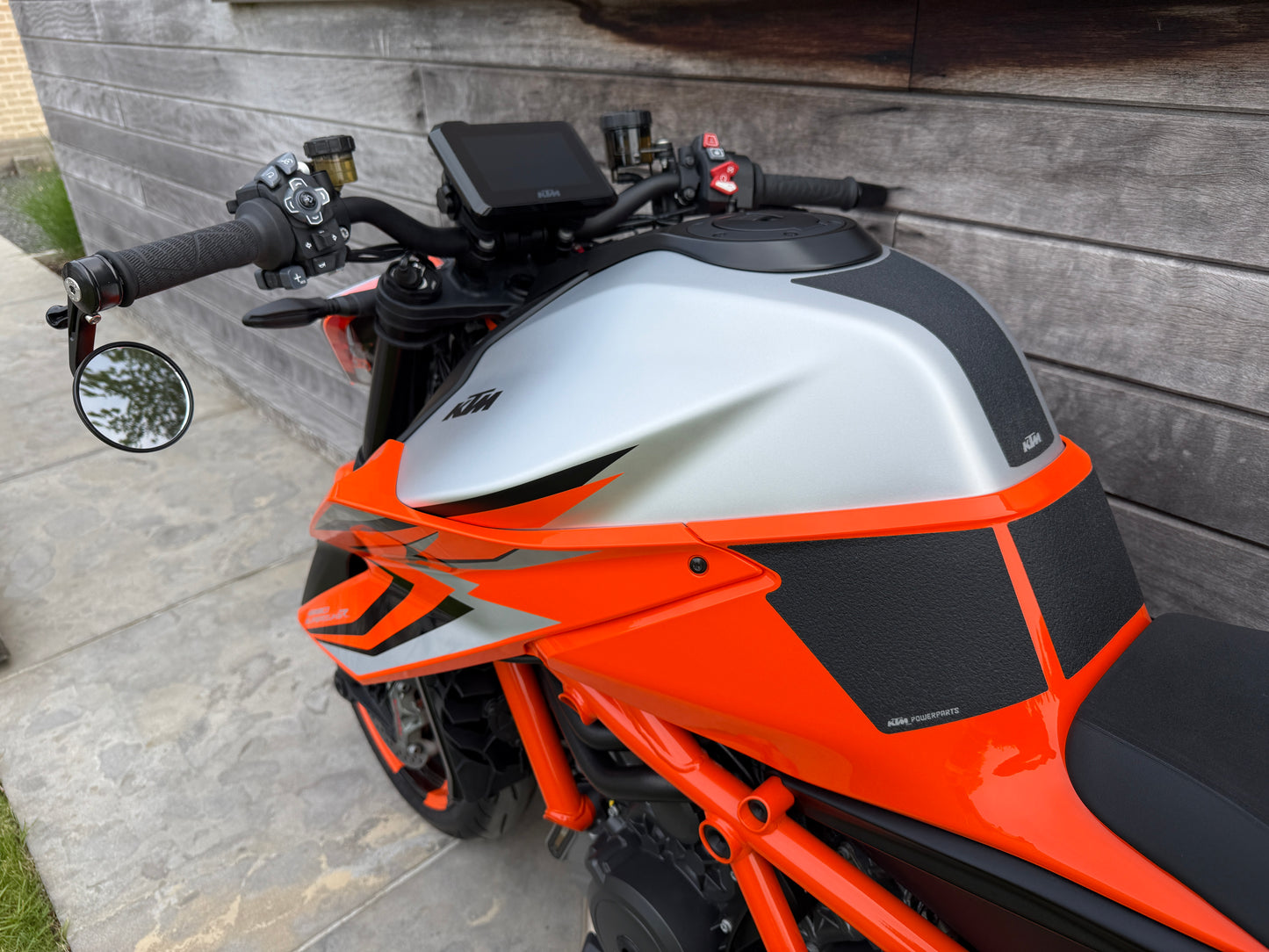 KTM Superduke 1290R EVO