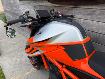 KTM Superduke 1290R EVO