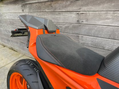 Monozit carbon