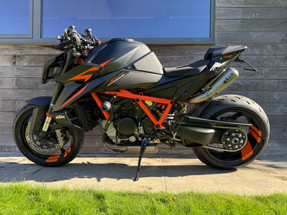 KTM Superduke 1390R