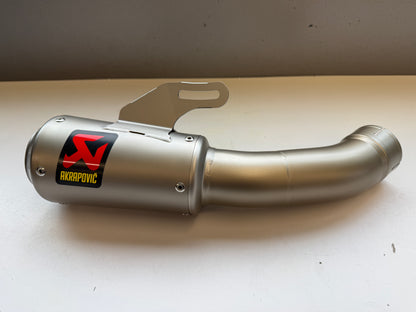 Gebruikte Akrapovic titanium uitlaatdemper evolution line