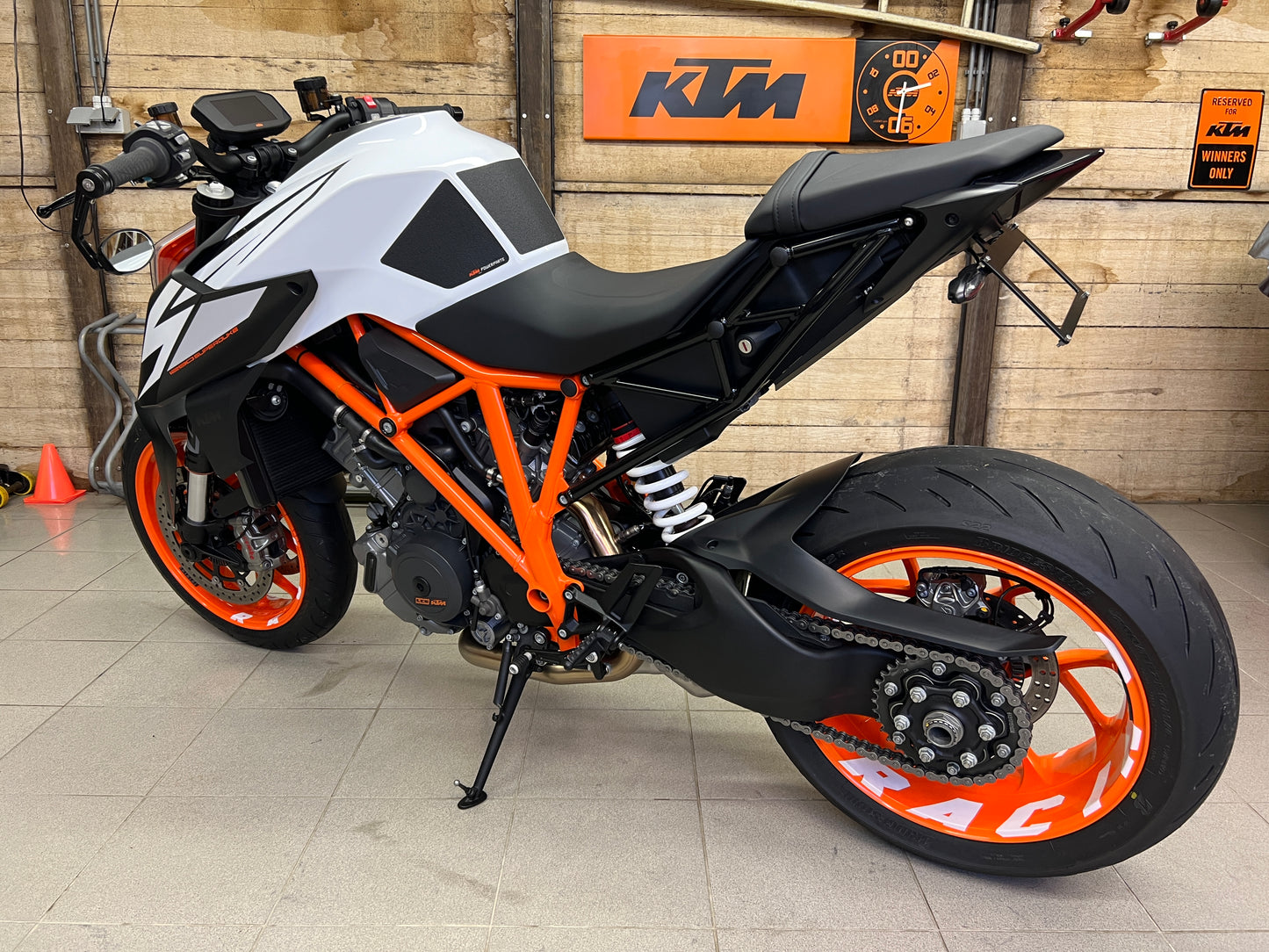 Custom kentekenplaathouder