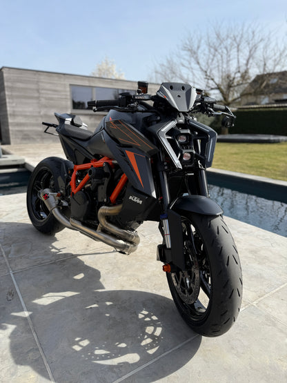 Akrapovic titanium uitlaatlijn