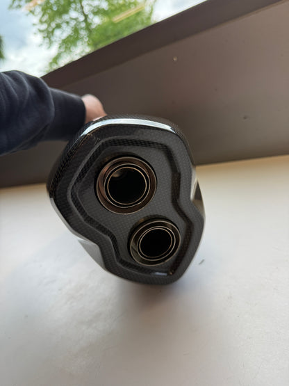 Gebruikte Akrapovic titanium uitlaatdemper