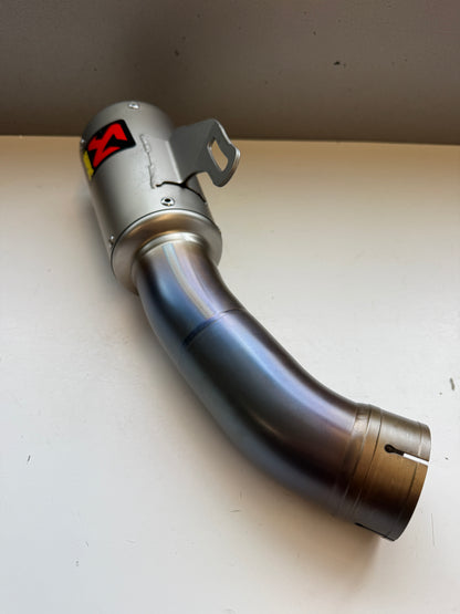 Gebruikte Akrapovic titanium uitlaatdemper evolution line