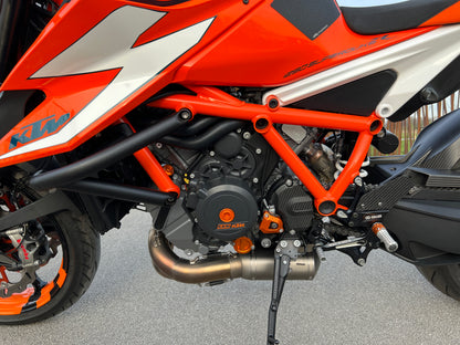 Akrapovic titanium uitlaatlijn